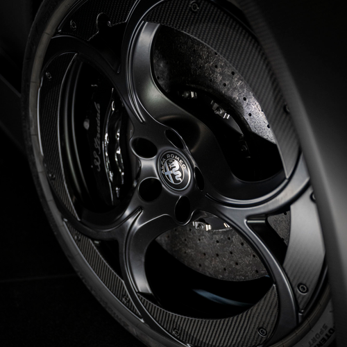 2026 Alfa Romeo 33 Stradale Perla Nera Exterior